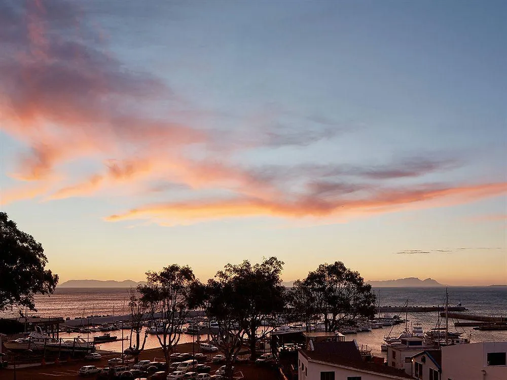 Cape Gordonia Hotel Gordons Bay 4*,